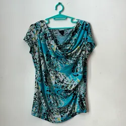 Blusa estampado de azul 