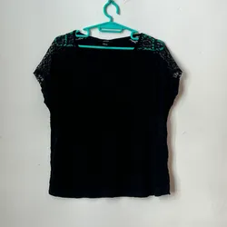 Blusa negra tela fina