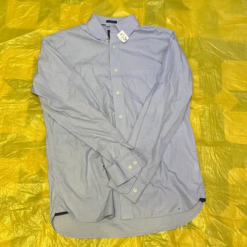 Camisa azul claro