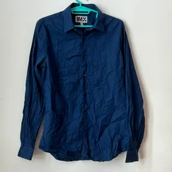 Camisa azul oscuro