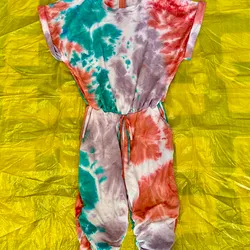 Mono estampado de colores 