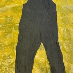 Mono verde olivo de mujer 