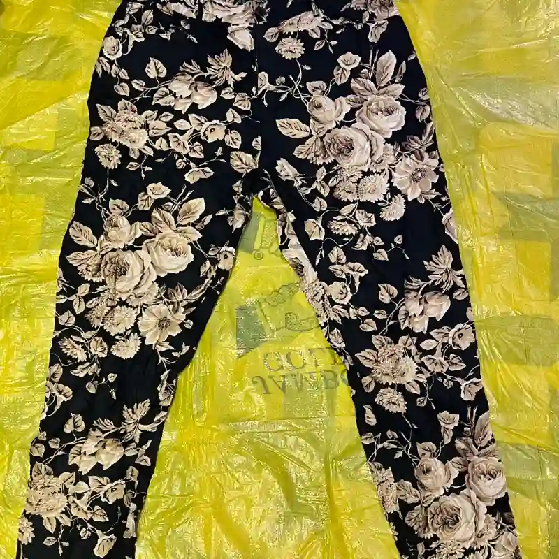 Pantalón de flores