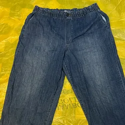 Pantalón de mezclilla 