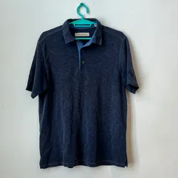 Pulover gris de cuello