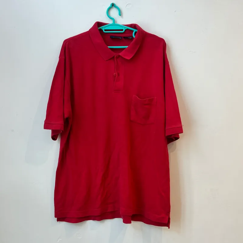 Pulover rojo de cuello