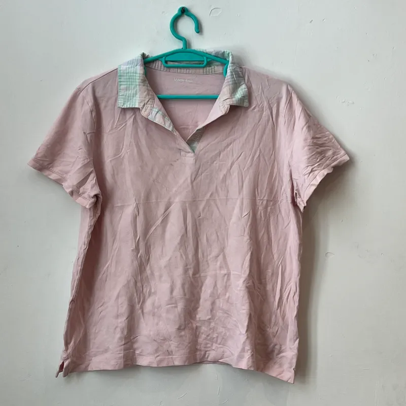 Pulover rosa de cuello 