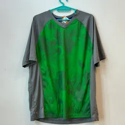 Pulover verde y gris para GYM