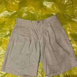 Short de vestir con pinzas 