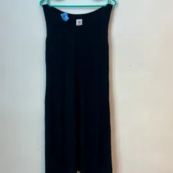 Vestido negro desmangada