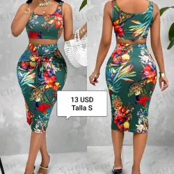 Juego de Saya y Blusa