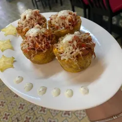 Tostones rellenos