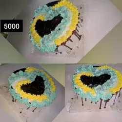 Cake de merengue / relleno de nata / agregos al gusto