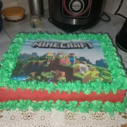 Cake de merengue / relleno de nata / agregos al gusto