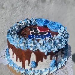 Cake de merengue / relleno de nata / agregos al gusto