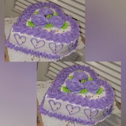 Cake de merengue / relleno de nata / agregos al gusto Cake de merengue / relleno de nata / agregos al gusto