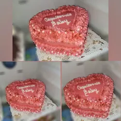 Cake de merengue / relleno de nata / agregos al gusto