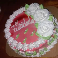 Cake de merengue / relleno nata