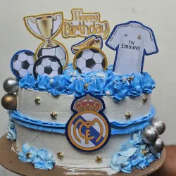 Cake nata completo,  bien alto