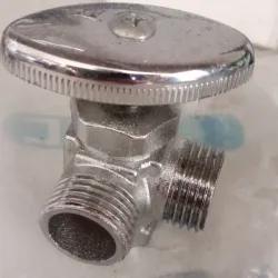 Llave de ángulo doble