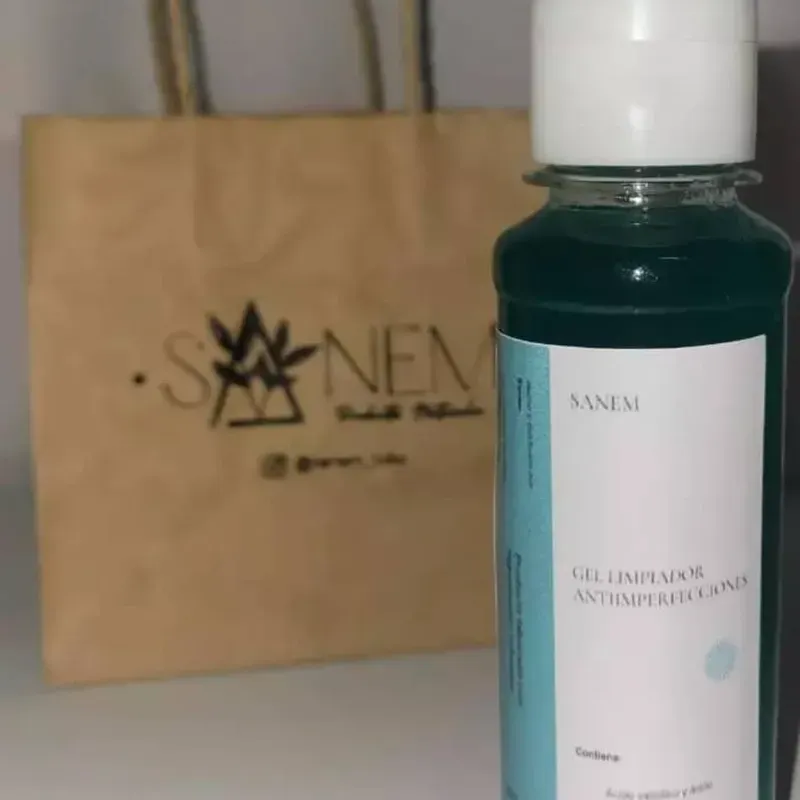 Limpiador facial antiacné 