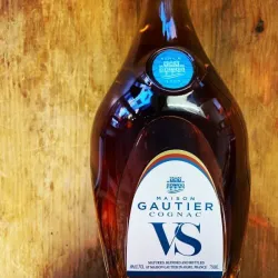 COGNAC GAUTIER VS +2 ENERGIZANTES