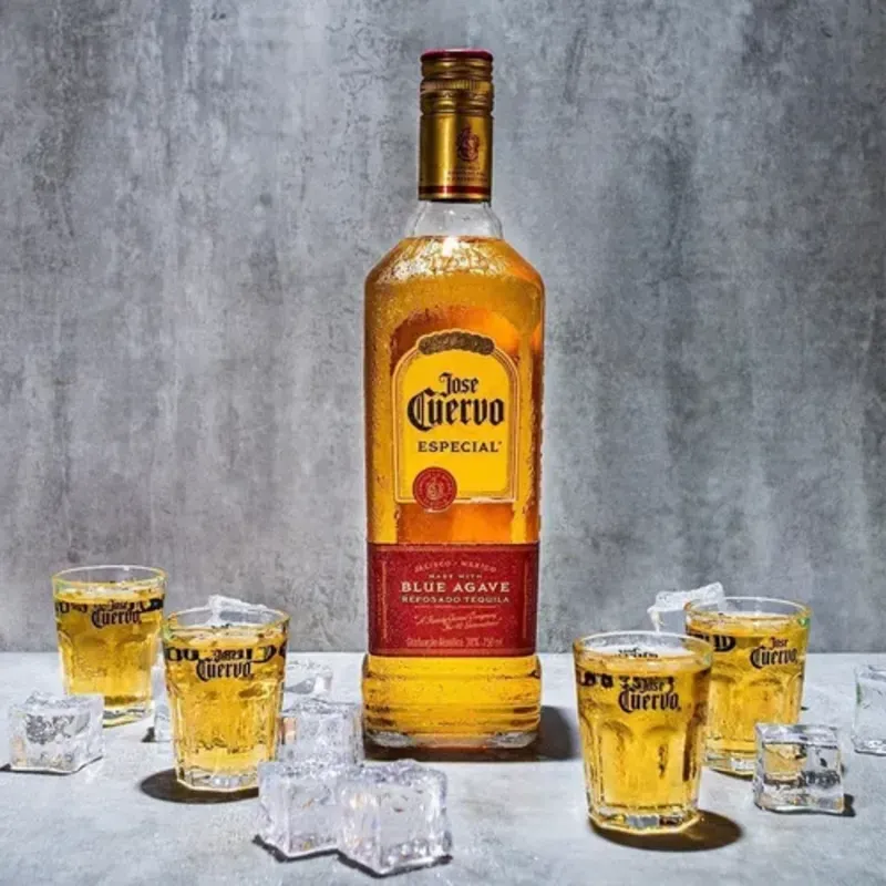 JOSÉ CUERVO ESPECIAL REPOSADO