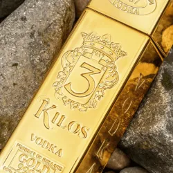 VODKA 3 KILOS GOLD + JUGO DE NARANJA 