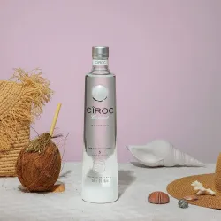 VODKA CIROC COCO + JUGO DE NARANJA 