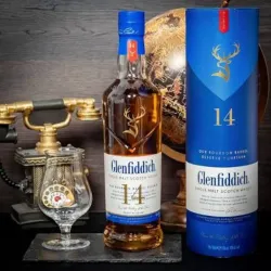 WHISKY GLENFIDDICH 14 AÑOS BOURBON BARREL RESERVE  + ENERGIZANTES 