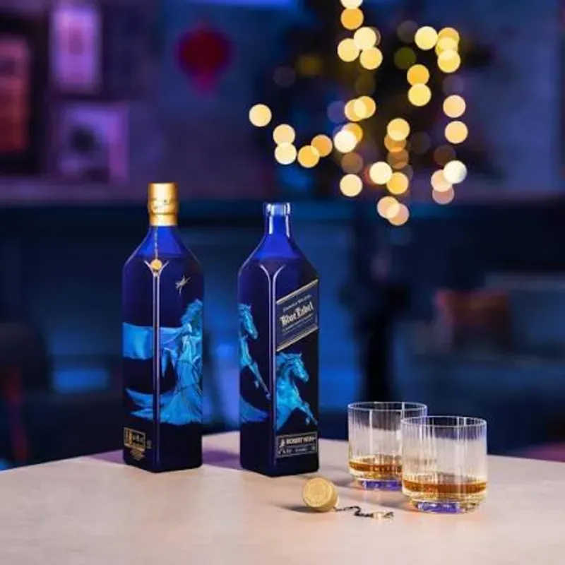 WHISKY JOHNNIE WALKER BLUE LABEL YEAR OF THE HORSE + ENERGIZANTES 
