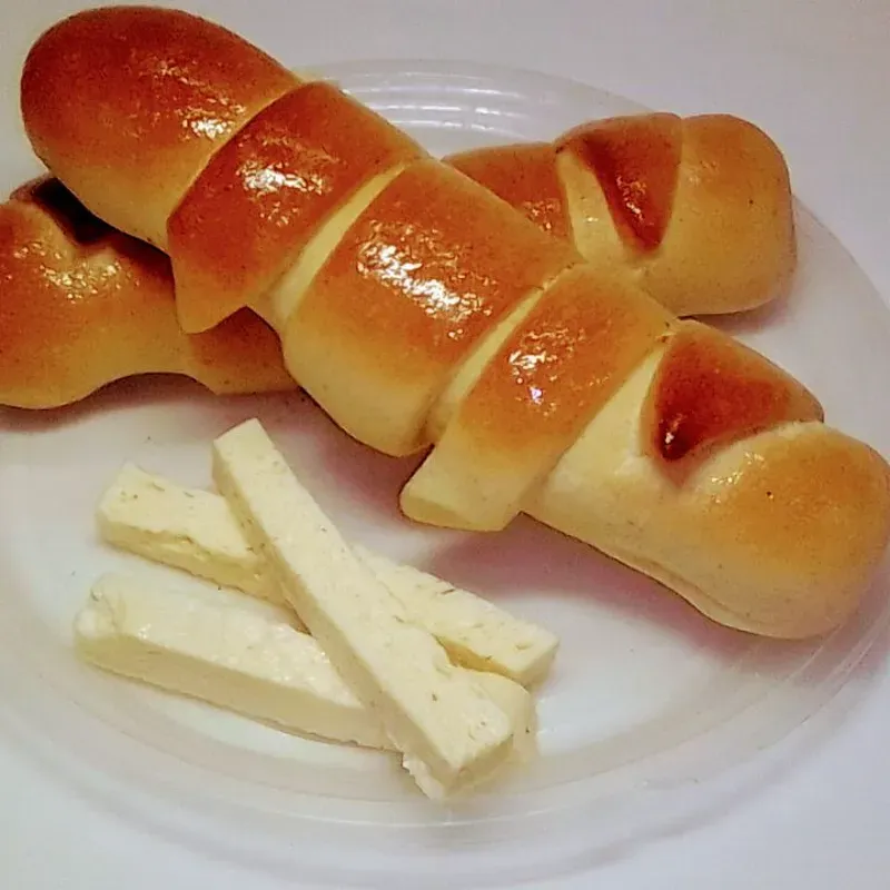 PAN DE QUESO