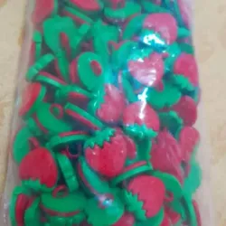 Botón forma de fresita