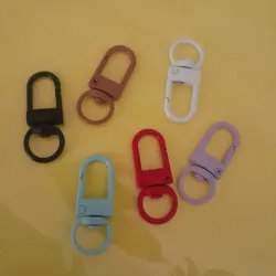 Broche de langosta giratorio en colores