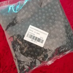 Cuencas negras plásticas  #8