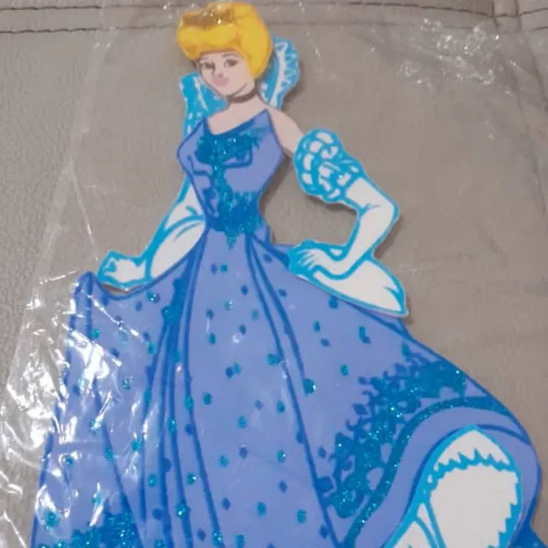 Figura de Fomy Cenicienta