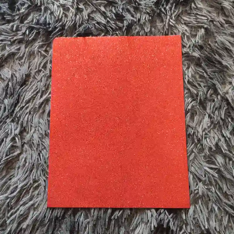 Fomi de brillo rojo
