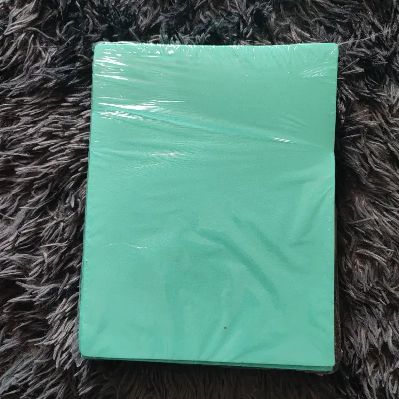 Fomi liso verde acua
