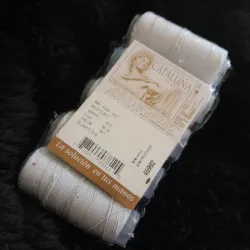 Hilo elástico de costura