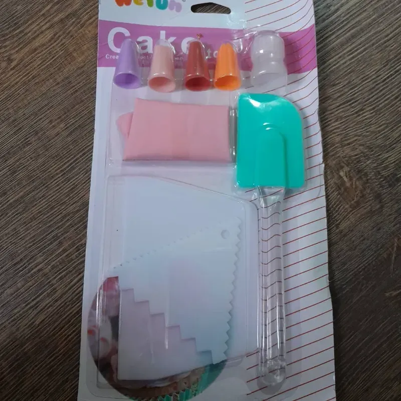 Juego de varios utensilios de repostería 