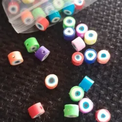 Fimo ojitos turcos