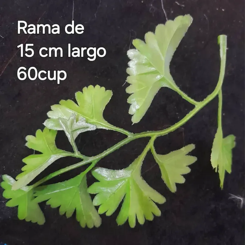 Rama plastica verde de 15 cm largo