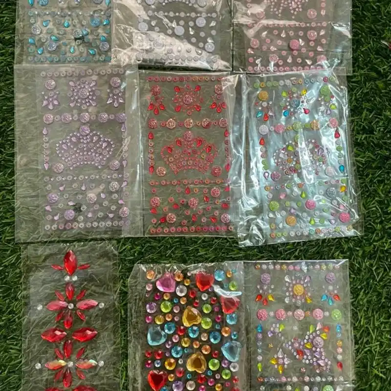 Stickers corazones y coronas 