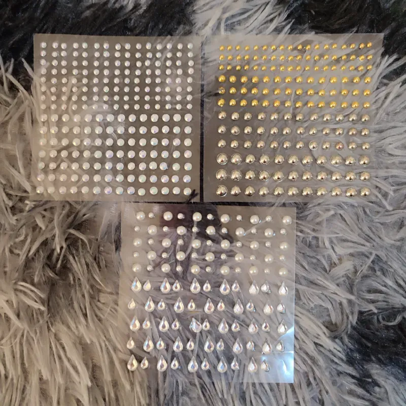 Stickers medias perlas blancas, plateadas, doradas , varios tamaños