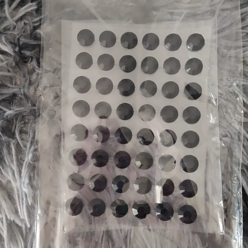 Stickers medias perlas negras grandes