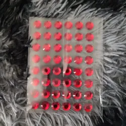 Stickers medias perlas rojas grandes