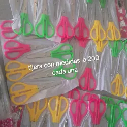 Tijera con medida