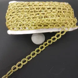 Tira cadena hilo dorada