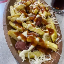 Salchipapas 