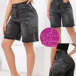 Bermuda con adornos de piedras